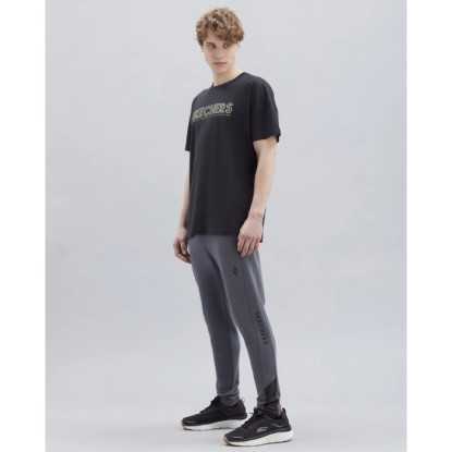 Skechers M Graphic Tee Big Logo T-Shirt S221135-001 - Erkek Siyah Tshirt - Siyah